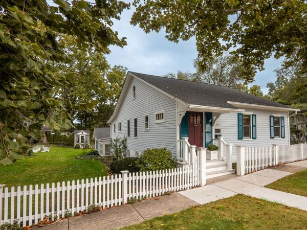 227 S 2nd Street , Geneva, IL 60134