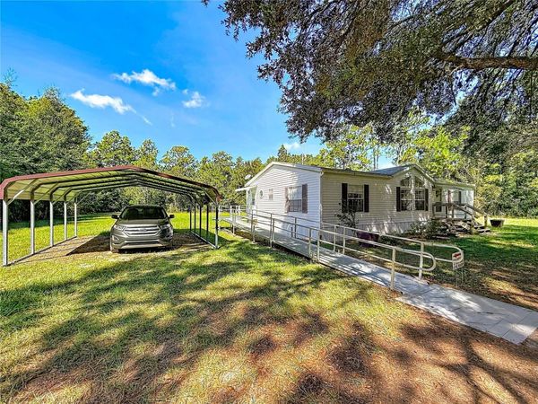 2670 SE 141ST AVENUE , MORRISTON, FL 32668