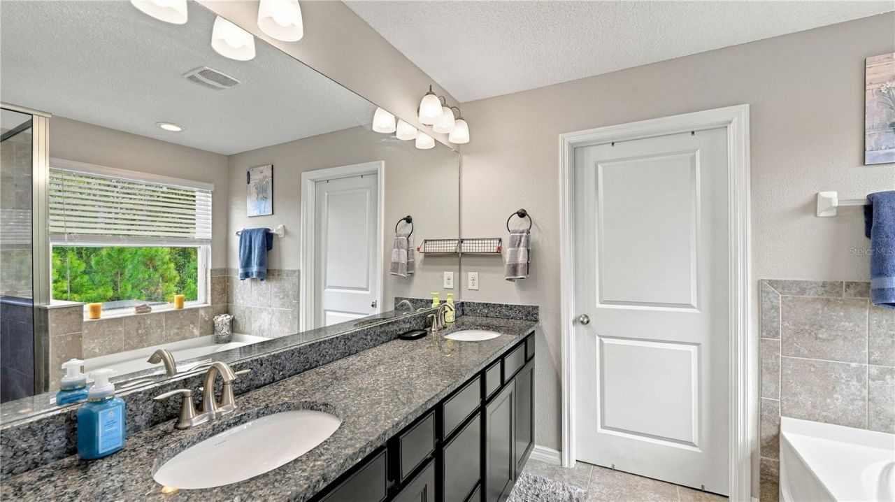 15111 Las Olas Place, Bradenton, FL 34212 Photo