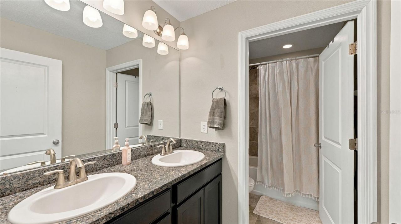 15111 Las Olas Place, Bradenton, FL 34212 Photo