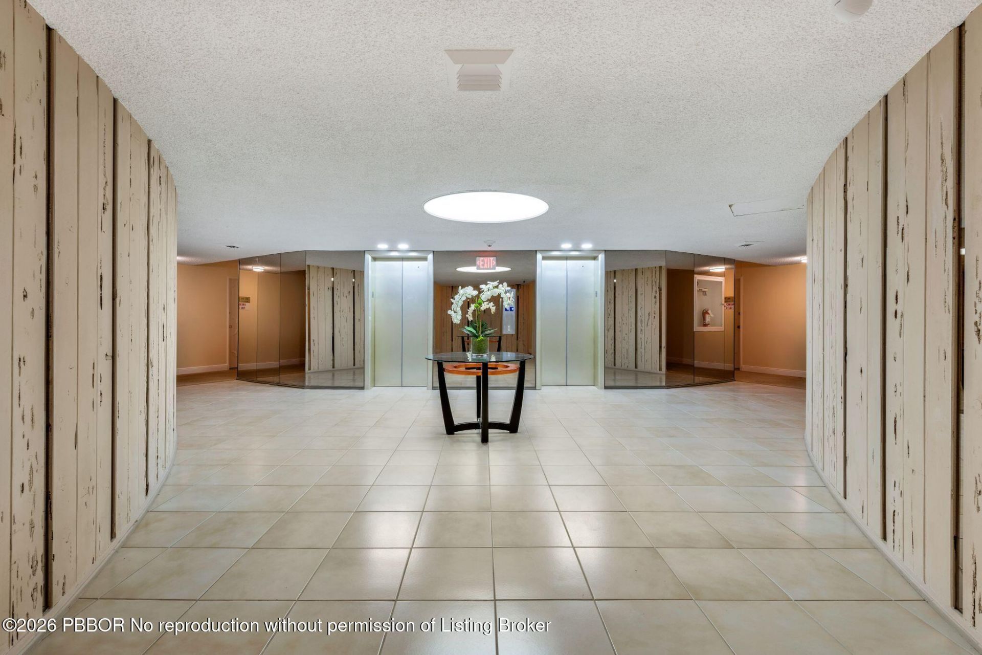 2295 S Ocean Boulevard, Unit 517, Palm Beach, FL 33480 Photo