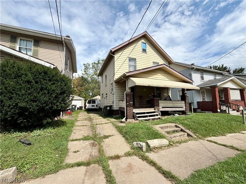 2013 17th Street NE, Canton, OH 44705 Photo 2