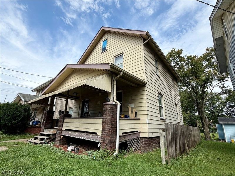 2013 17th Street NE, Canton, OH 44705 Photo 4