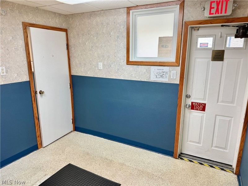 1107 Lincoln Way E, Massillon, OH 44646 Photo 26