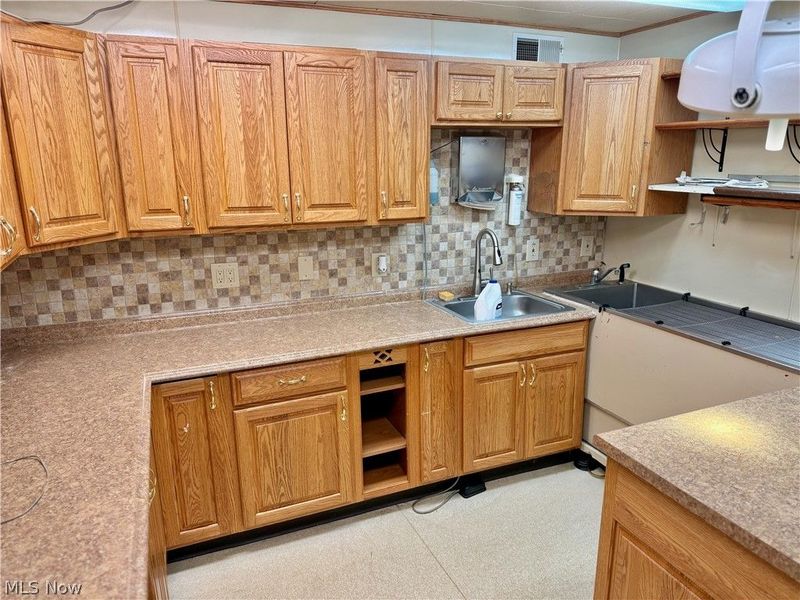 1107 Lincoln Way E, Massillon, OH 44646 Photo 38