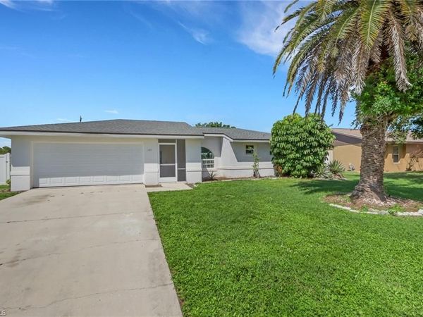 105 SE 44th TER, CAPE CORAL, FL 33904