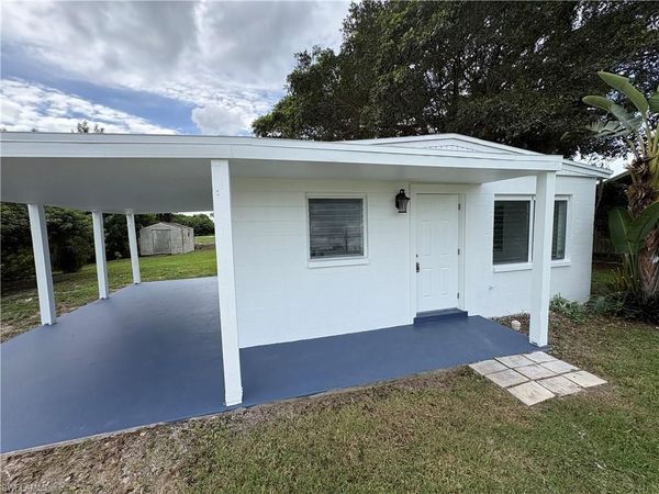 1002 Adams AVE , LEHIGH ACRES, FL 33936