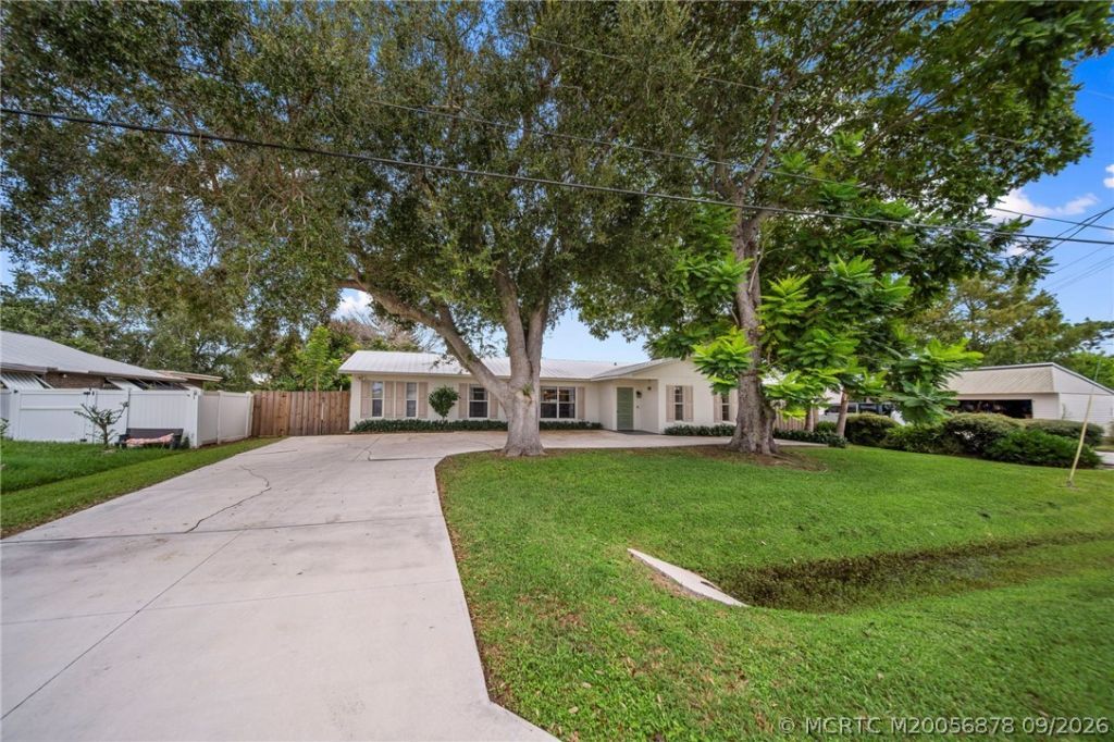 5906 Papaya Drive , Fort Pierce, FL 34982 Photo