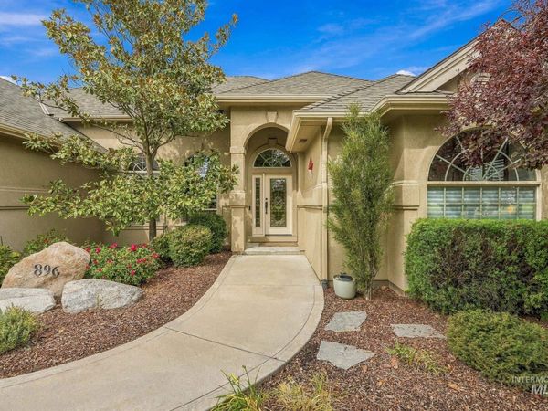 896 W Colchester Drive, Eagle, ID 83616