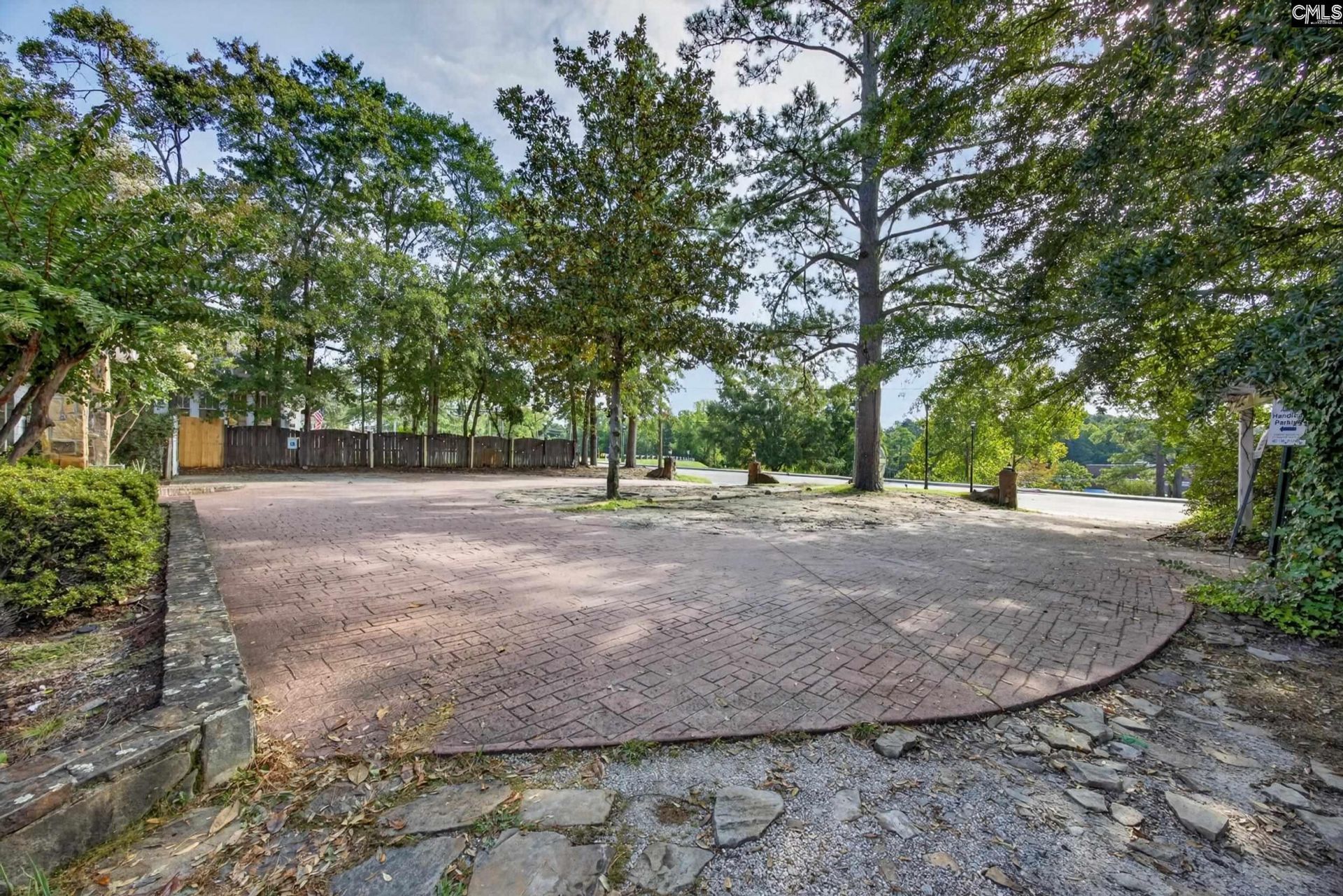 407 North Lake Drive Photo 6