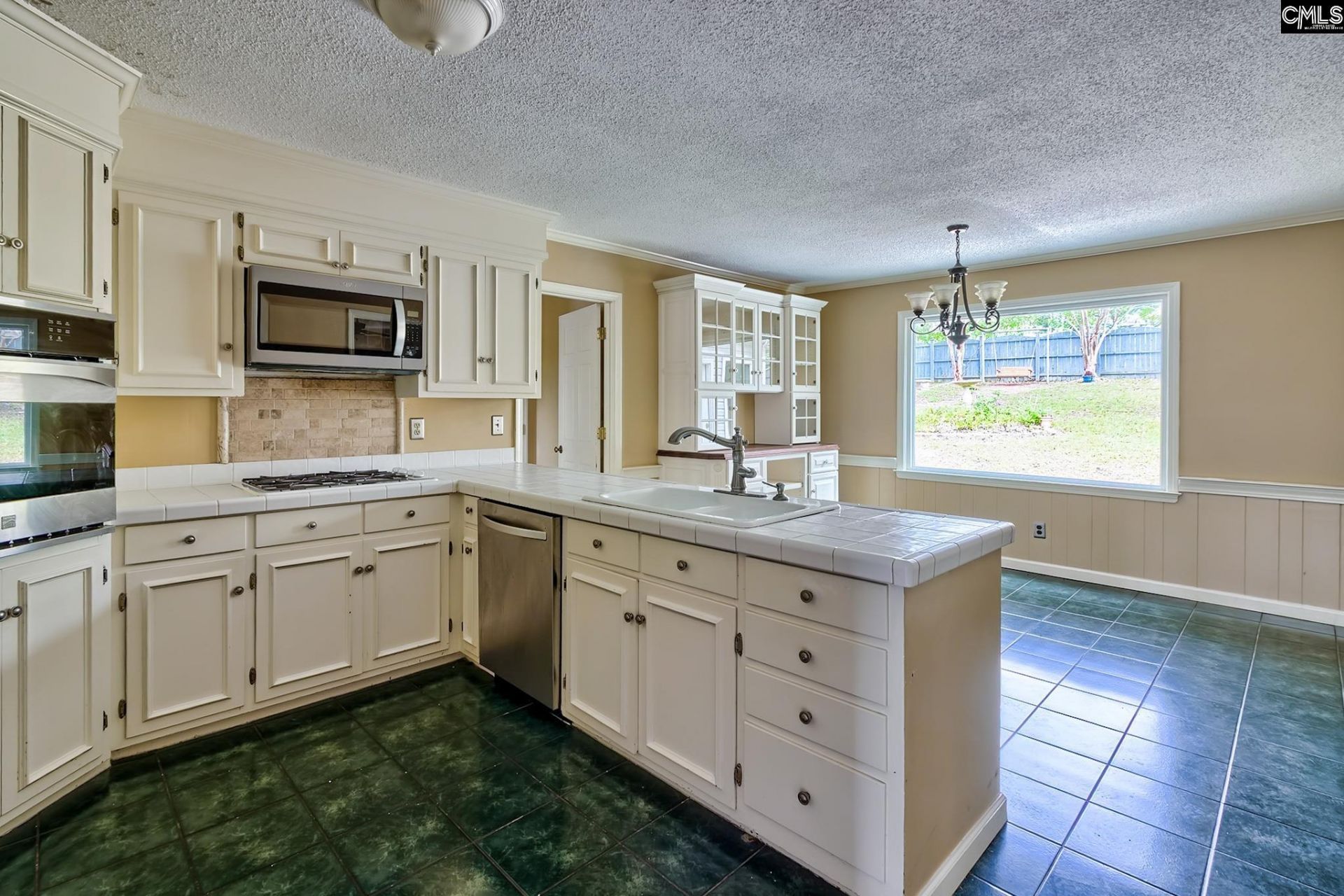 2421 Owl Circle Photo 20