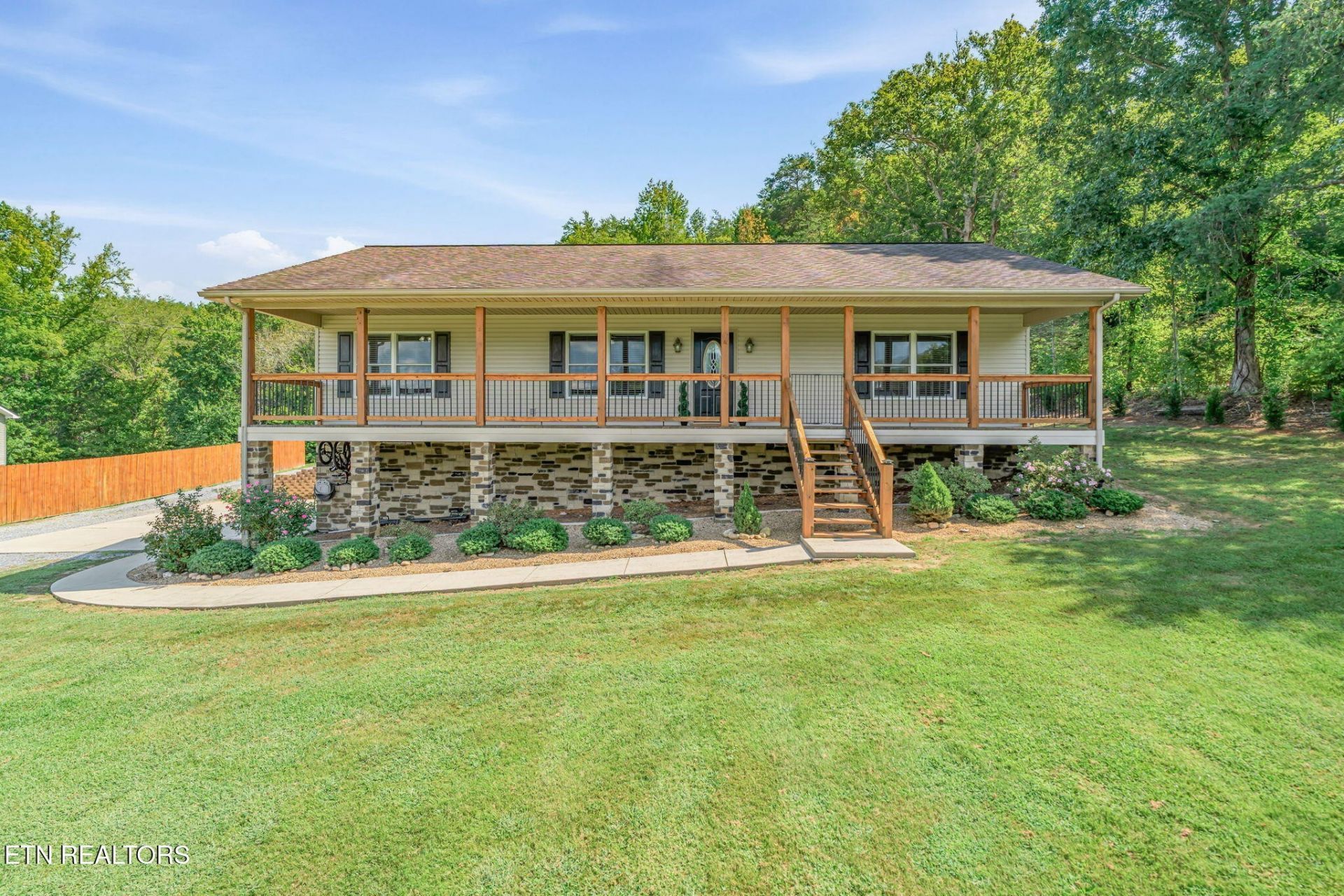221 Pearl Meadows Way , Del Rio, TN 37727 Main Photo
