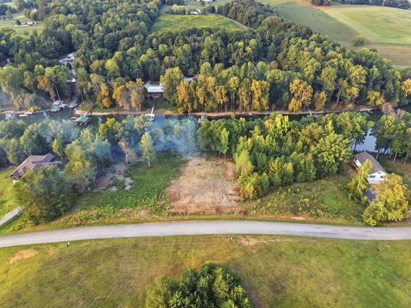 0 River Front Dr , Sparta, TN 38583