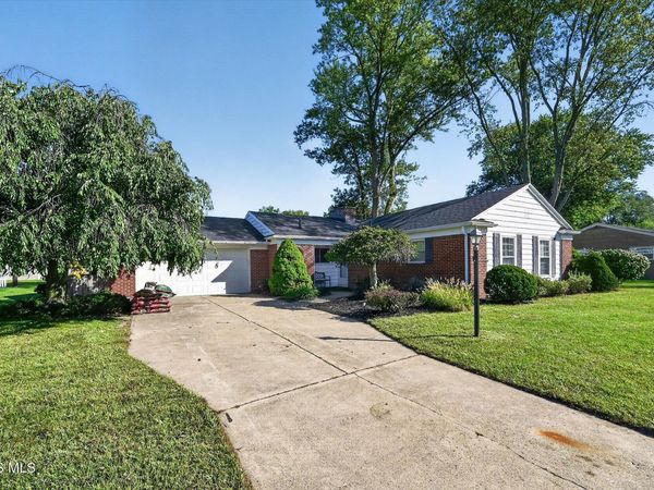 5040 Macklyn Drive , Toledo, OH 43615