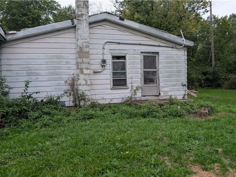 381 Avon Avenue, Vermilion, OH 44089 Photo 6
