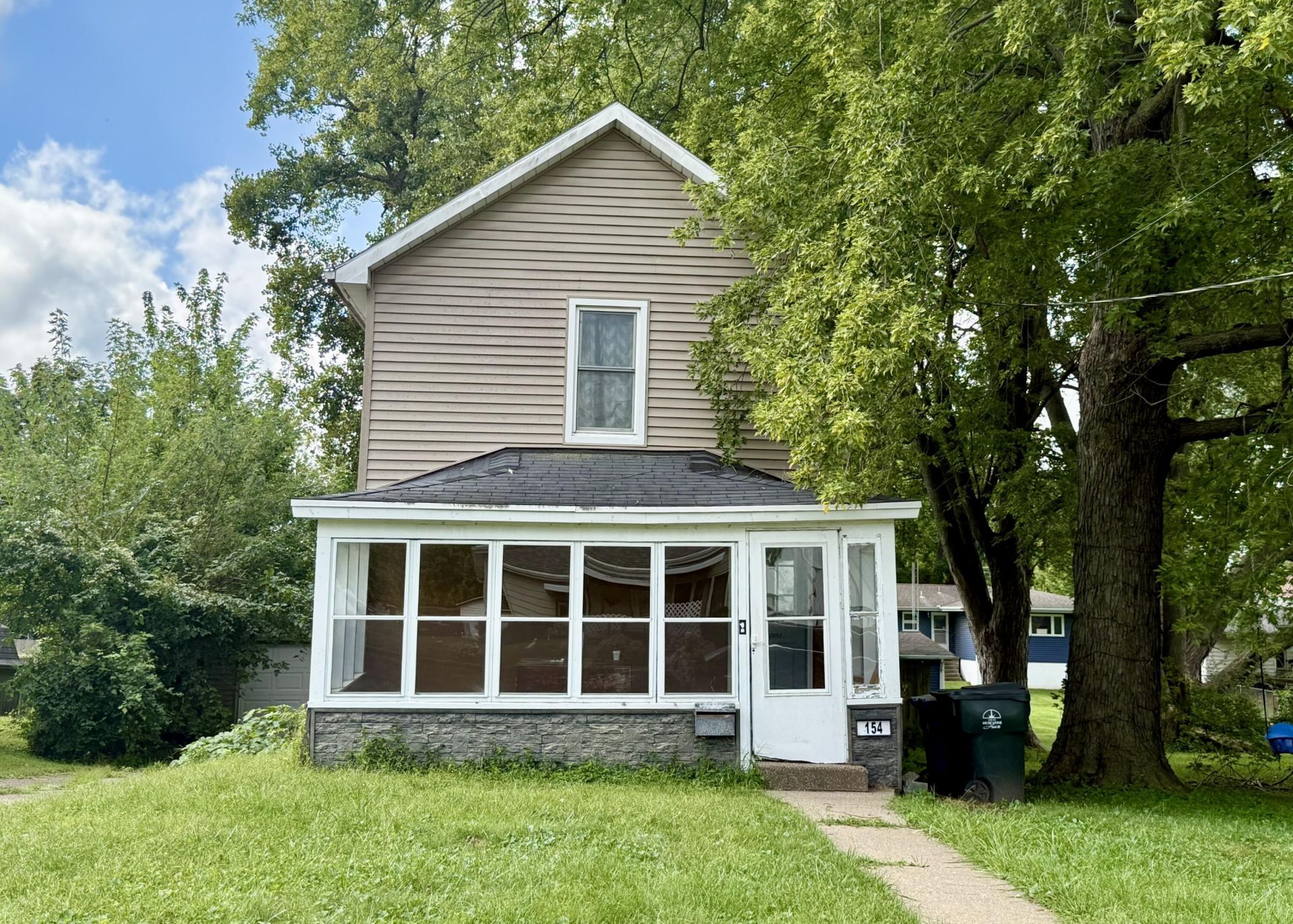 154 Sherman, Muscatine, IA 52761 Main Photo