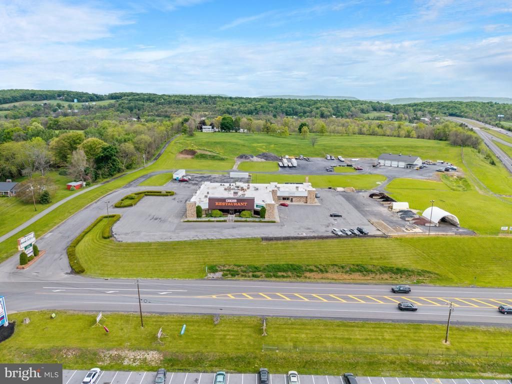 34 ENVISION DRIVE , MIFFLINTOWN, PA 17059
