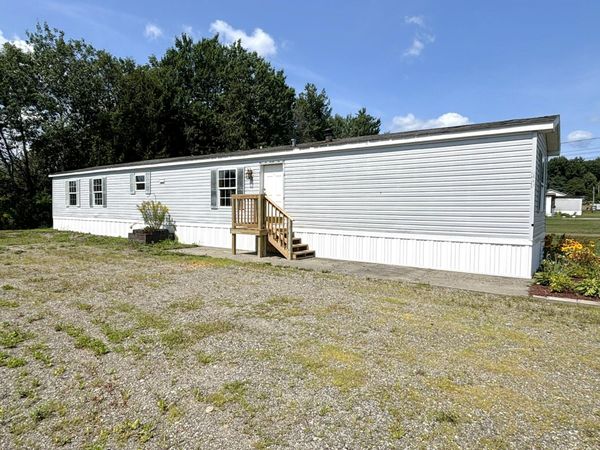 10 Elwood Drive, Clinton, ME 04927
