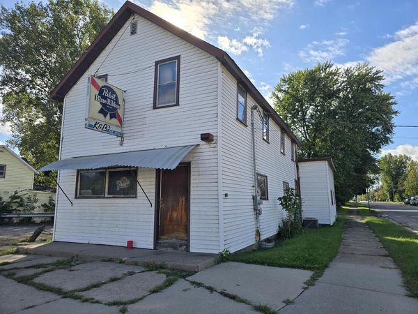 400 POINT BASSE AVENUE, Nekoosa, WI 54457