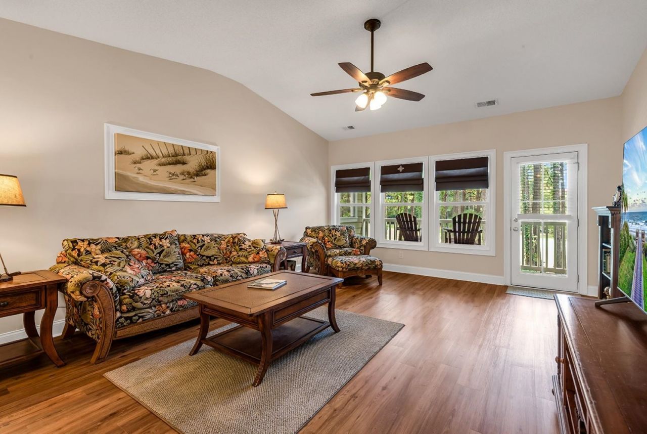 2450 Marsh Glen Dr.  Photo 22
