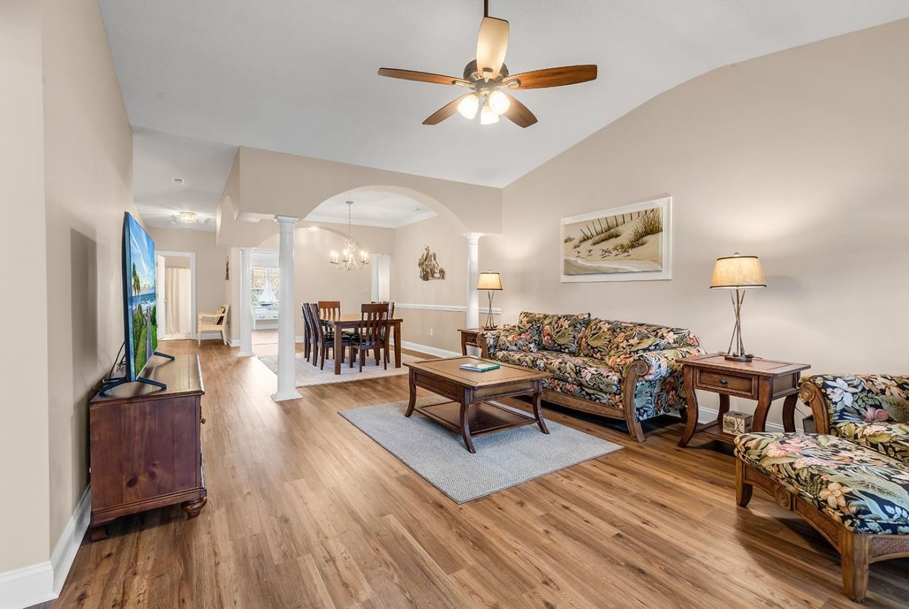2450 Marsh Glen Dr.  Photo 23
