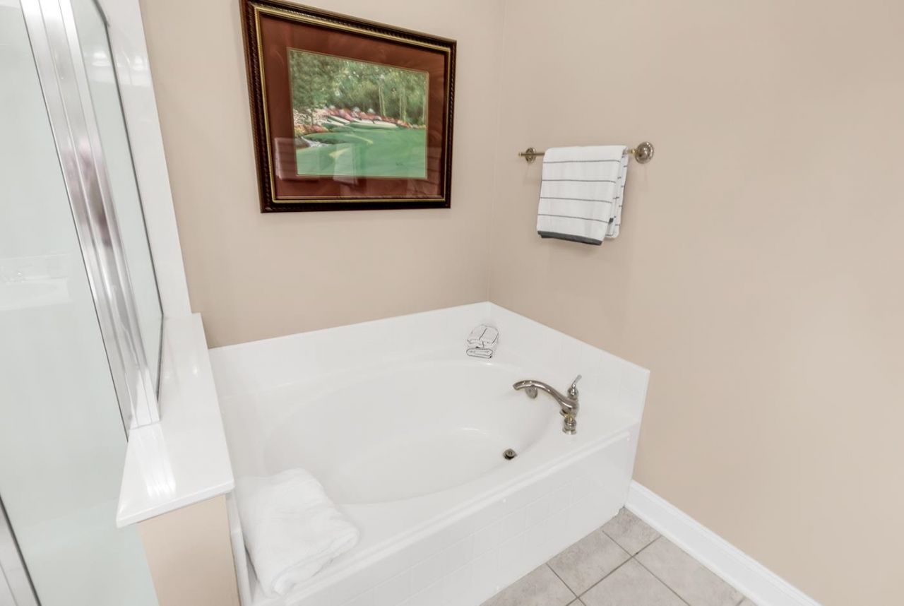 2450 Marsh Glen Dr.  Photo 31