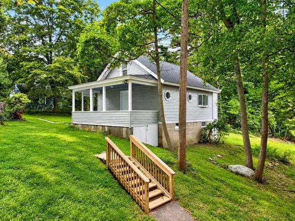 142 May St, North Attleboro, MA 02760