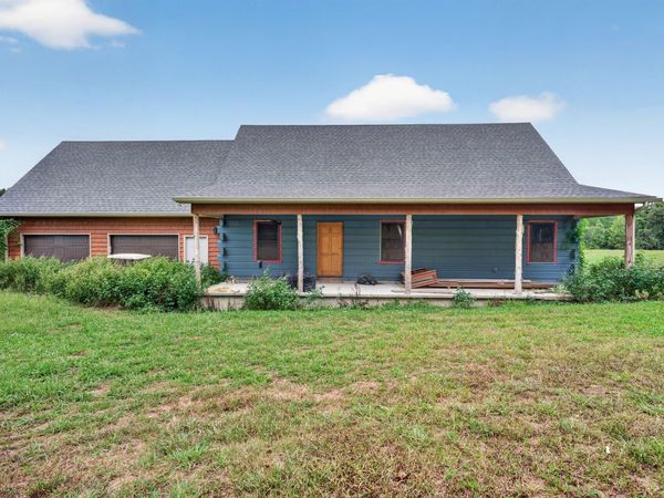 432 Meadowood Lane , Winchester, TN 37398