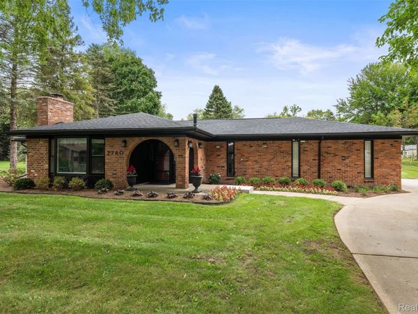 2780 Candlewick Drive , Orion Township, Mi 48359