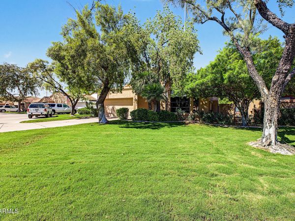 322 E Hearne Way, Gilbert, AZ 85234