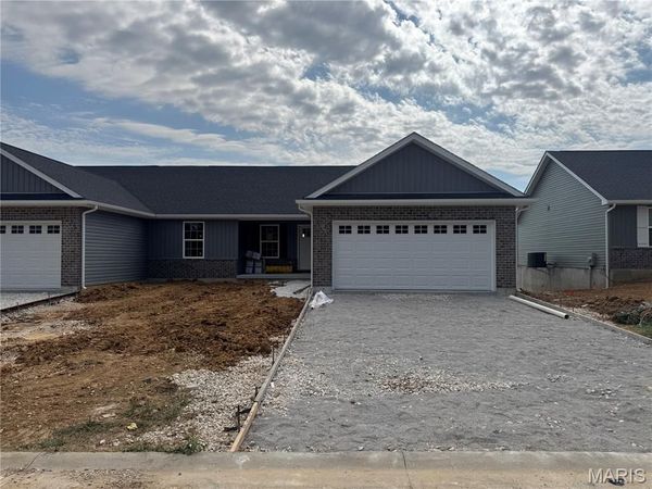 266 Railroad Street , Moscow Mills, MO 63362
