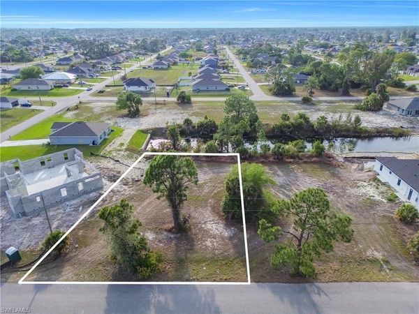 3440 NE 17th PL , CAPE CORAL, FL 33909