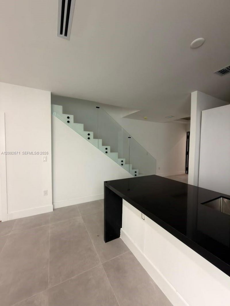 152 NW 33rd St, Miami, FL 33127 Photo