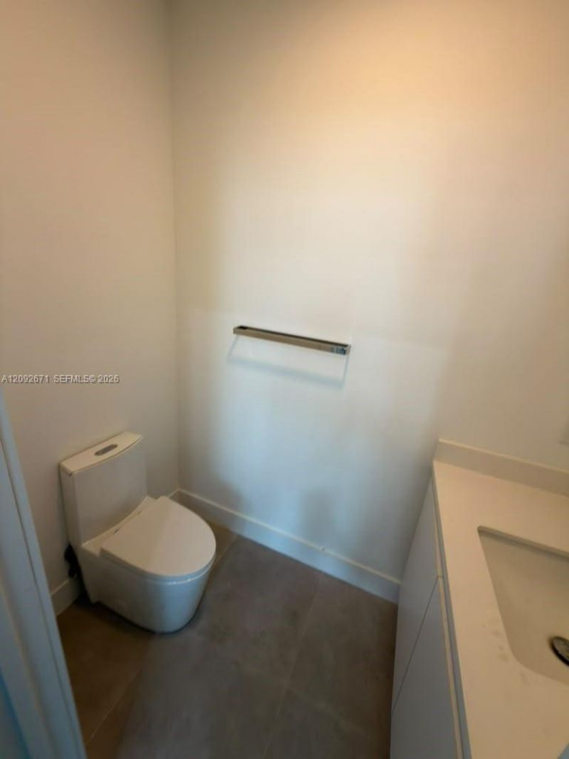 152 NW 33rd St, Miami, FL 33127 Photo