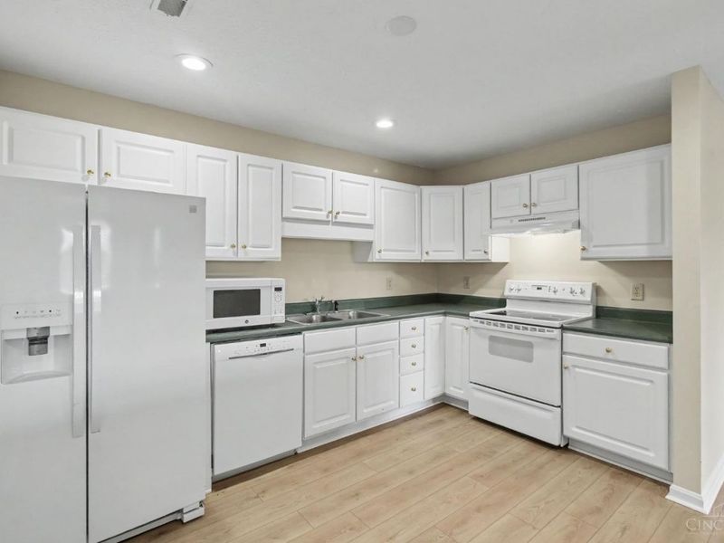 4941 N Arbor Woods Court, Unit 301, Green Township, OH 45248 Photo 14