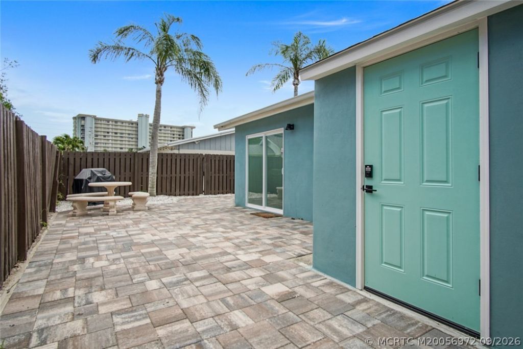 87 S Las Olas Drive, Jensen Beach, FL 34957 Photo