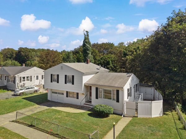 135 Cherry Street, Gloucester, MA 01930