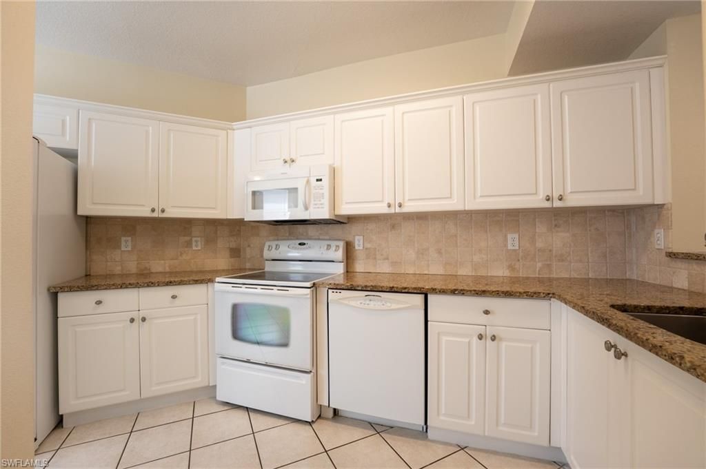 6368 Huntington Lakes Cir , Unit 102, Naples, FL 34119 Photo
