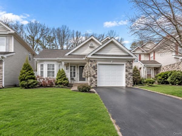 41 Madison Circle , Middle Island, NY 11953