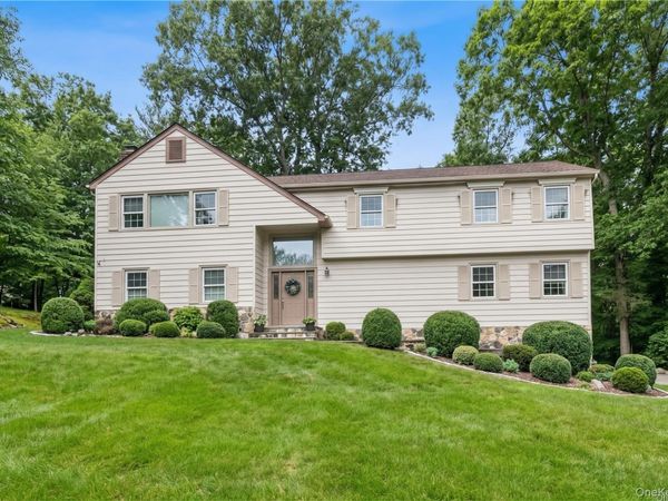 56 Holmes Lane, Bedford, NY 10506