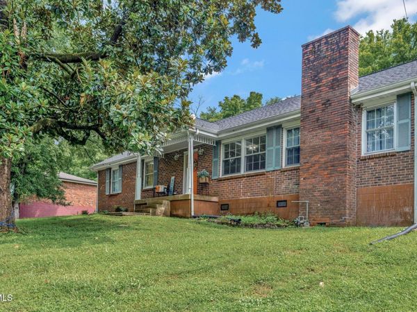 157 Robinhood Circle, Hendersonville, TN 37075