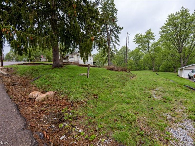 1713 Woods Road, Akron, OH 44306 Photo 4