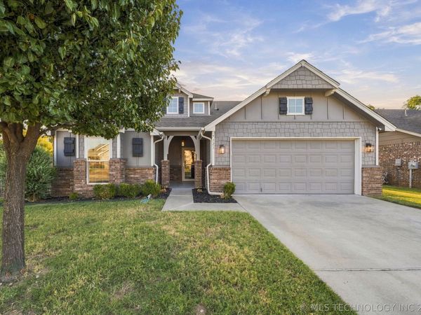 7325 S Joshua Avenue , Broken Arrow, OK 74011