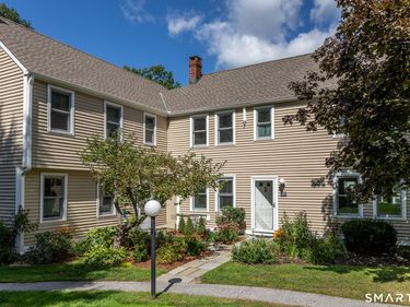 87 Canaan, Unit 2G, Salisbury, CT 06068