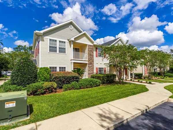 575 OAKLEAF PLANTATION Parkway, Unit 901, Orange Park, FL 32065