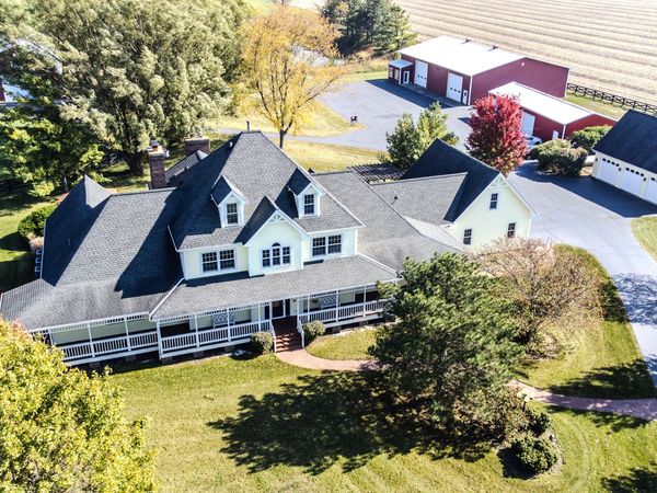 9N321 BARRON Road , Maple Park, IL 60151