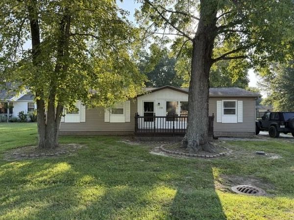 1306 Main Street , Carterville, IL 62918
