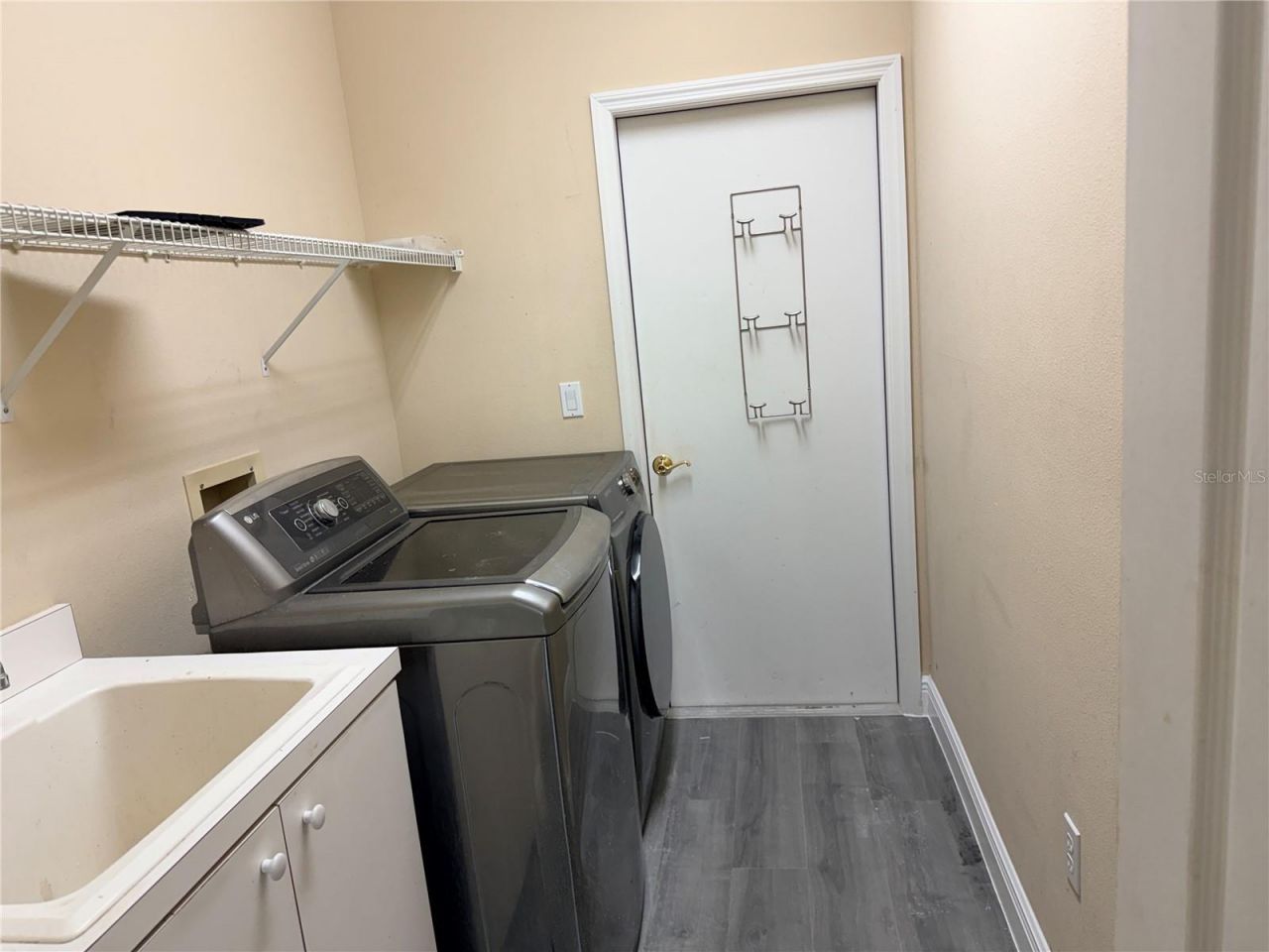 4621 Sweetmeadow Circle, Sarasota, FL 34238 Photo