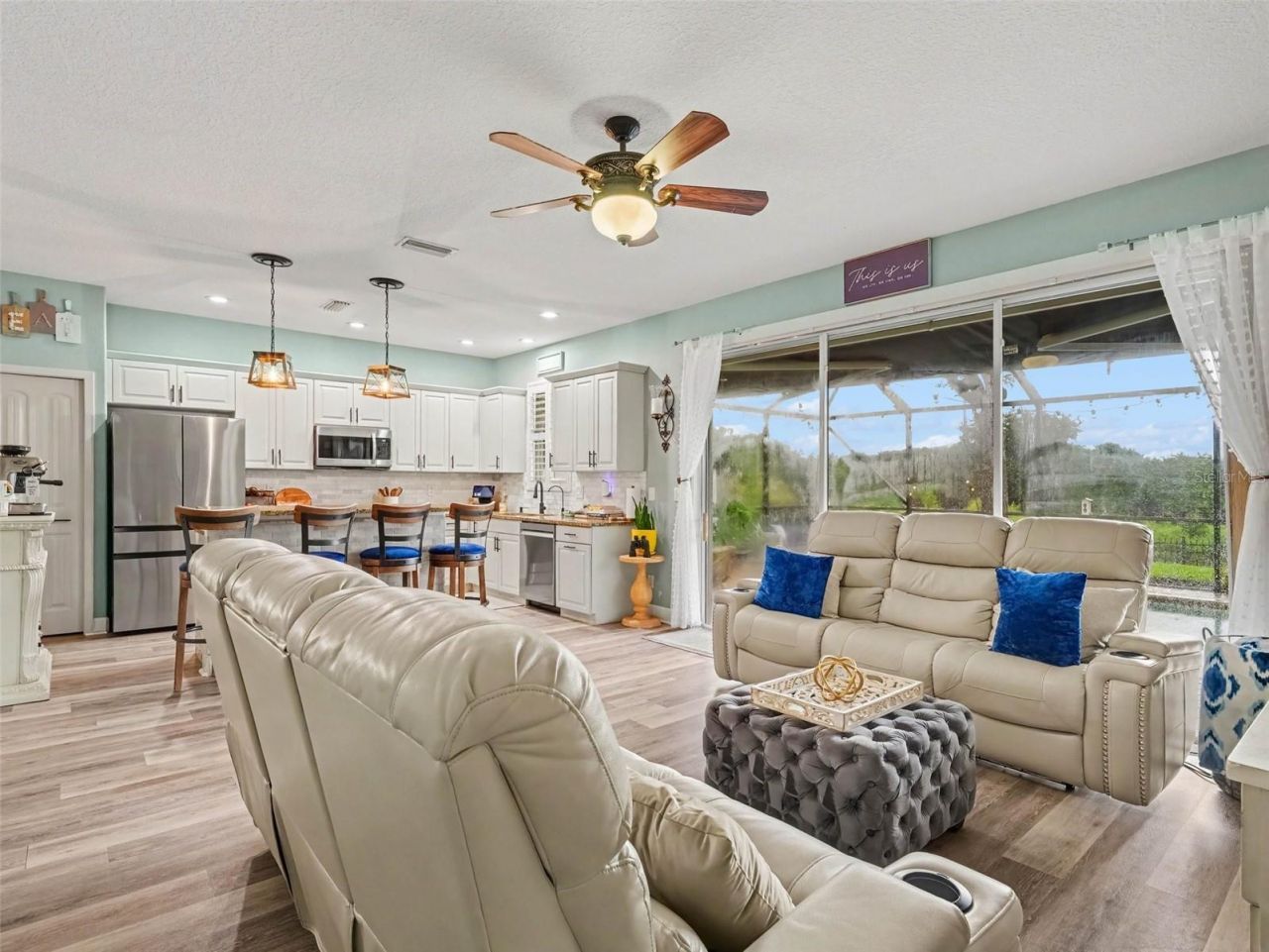 7124 34th Street E, Sarasota, FL 34243 Photo