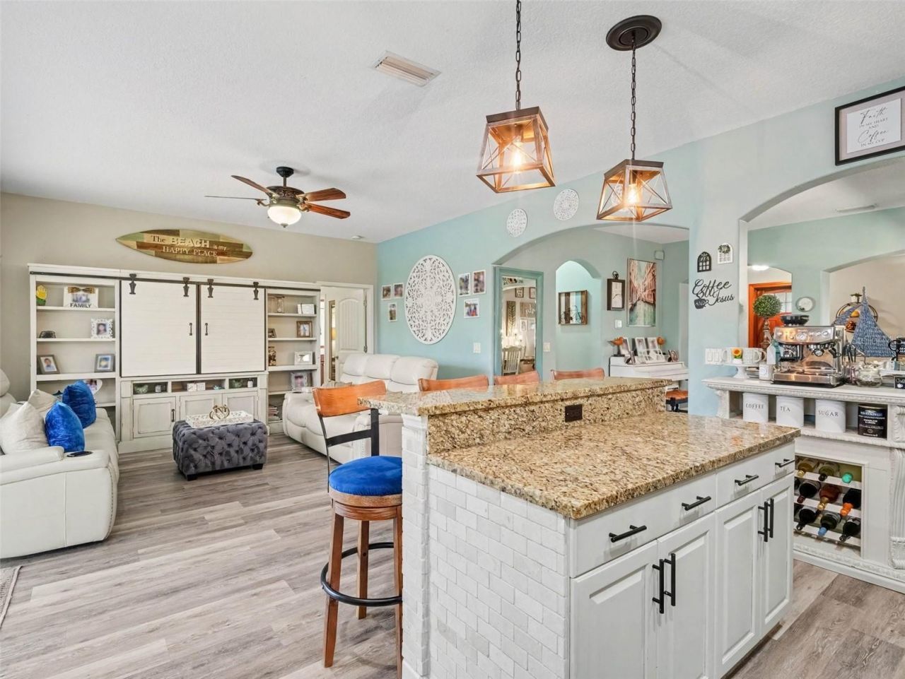 7124 34th Street E, Sarasota, FL 34243 Photo